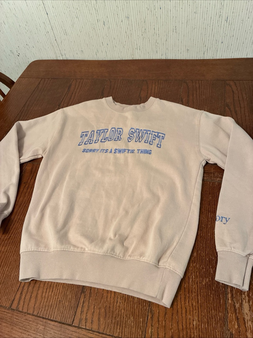 Taylor Swift Love Story Sweatshirt Women’s S/P/CH Godmerch Faded Pink